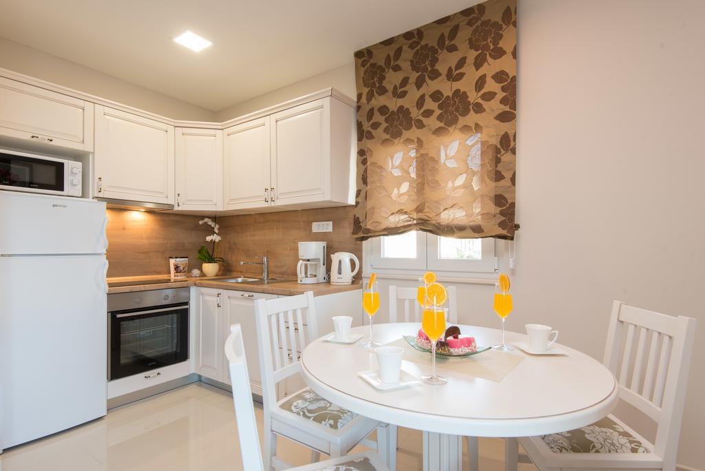 Apartments Villa Stella 奥瑞比克 外观 照片