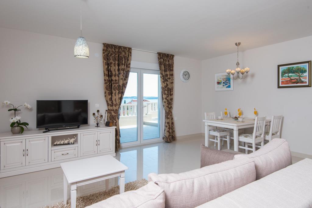 Apartments Villa Stella 奥瑞比克 外观 照片