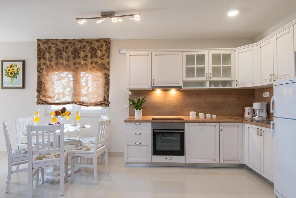 Apartments Villa Stella 奥瑞比克 外观 照片