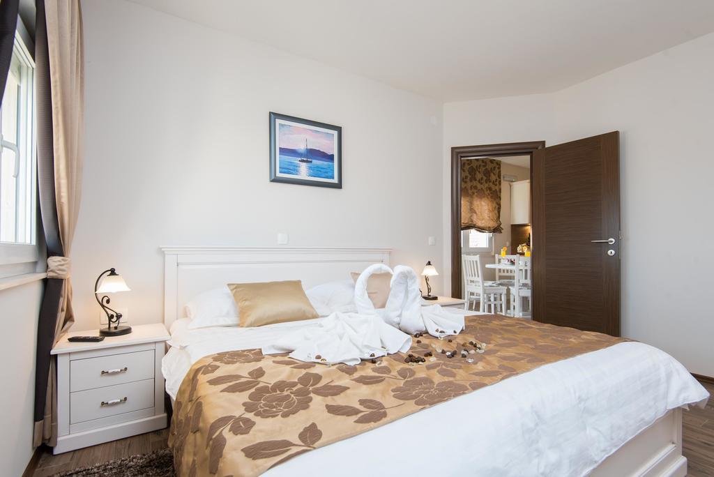 Apartments Villa Stella 奥瑞比克 外观 照片