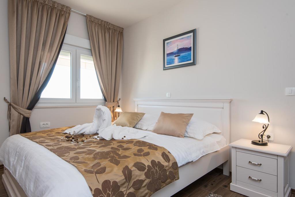 Apartments Villa Stella 奥瑞比克 外观 照片
