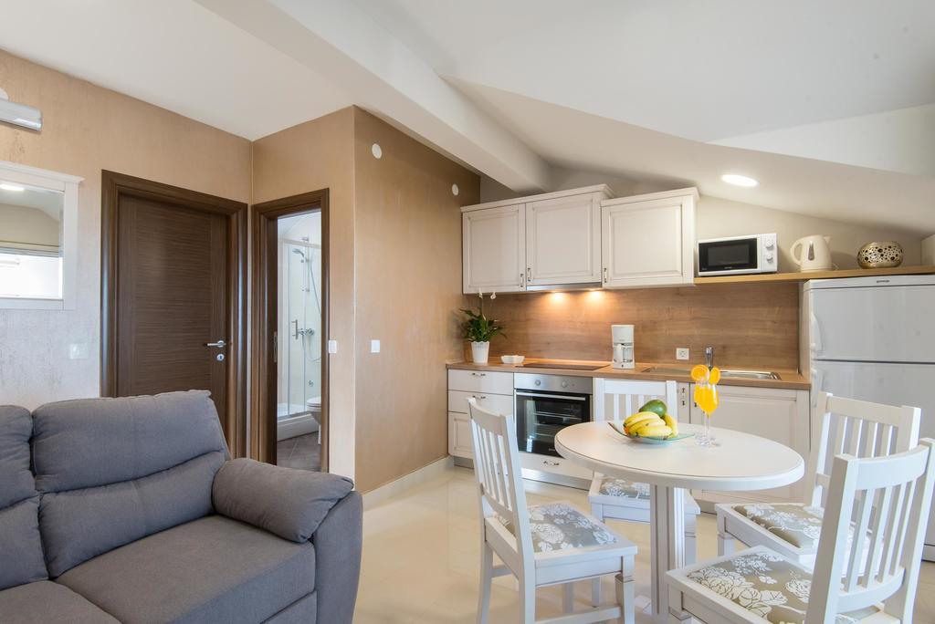 Apartments Villa Stella 奥瑞比克 外观 照片