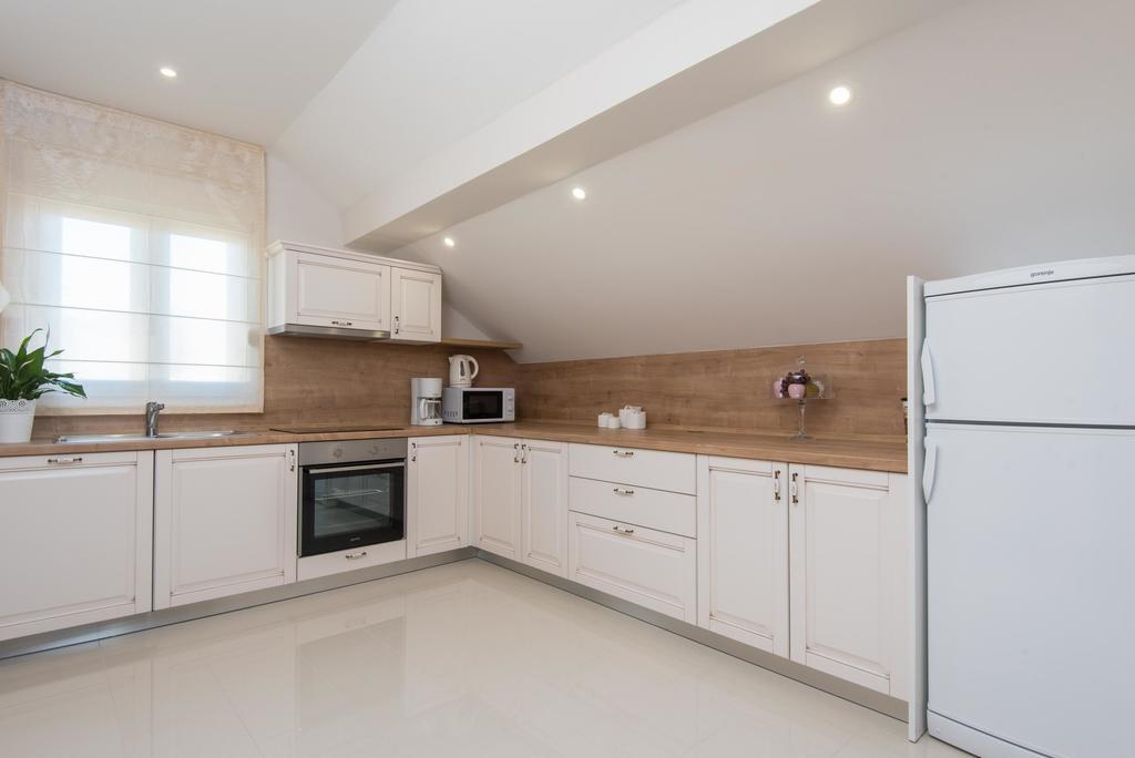 Apartments Villa Stella 奥瑞比克 外观 照片